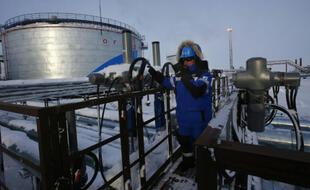 Installations du géant pétrolier russe Gazprom, à Cap Kamenny dans le nord de la Russie, le 18 février 2015