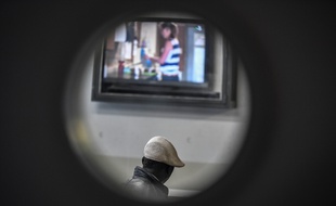 Le 27 mars dernier, le Conseil d'Etat a rejeté la demande de fermeture temporaire des centres de rétention en France malgré l'épidémie de coronavirus.