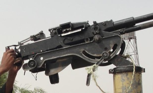 Un jihadiste "franco-africain" et deux complices "arabes" récemment arrêtés dans le centre du Mali alors qu'ils souhaitaient rejoindre les islamistes armés qui occupent le Nord, ont été transférés à Bamako, a appris jeudi l'AFP de source malienne proche de l'enquête.