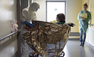 Exercice Ebola vendredi 24 octobre au CHU de Strasbourg
AFP PHOTO/FREDERICK FLORIN
