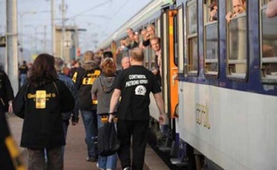 Les représentants des salariés de l'usine Continental de Clairoix sont sur le départ, mercredi 22 avril, pour se rendre à Hanovre (Allemagne) pour assister à une assemblée générale des actionnaires du groupe allemand.