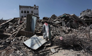 Décombres à Gaza CIty, le 28 juillet 2014.