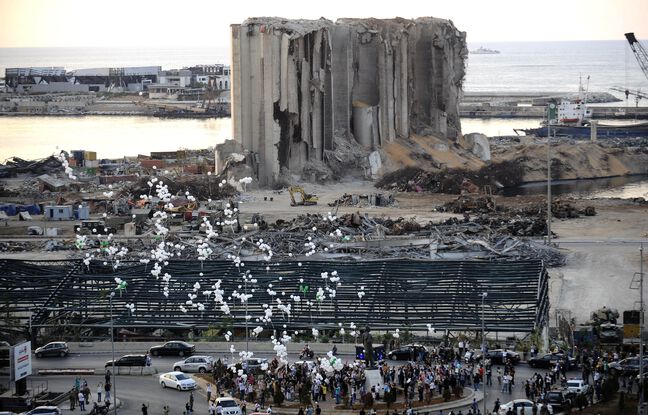 Explosion à Beyrouth : Le juge chargé du dossier veut une enquête sur trois ministres