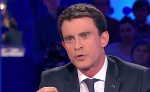 Manuel Valls dans l'émission «On n'est pas couché», le 16 janvier 2016.