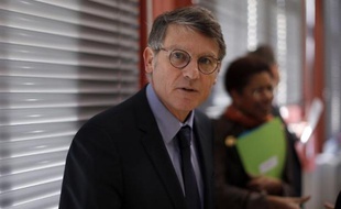 Le gouvernement a annoncé mercredi des mesures pour rendre l'éducation prioritaire, qui scolarise 20% des élèves, plus attractive pour les enseignants et plus efficace, avec des indemnités revalorisées et des "actions pédagogiques innovantes".