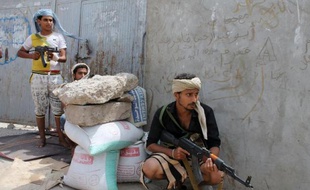 Un rebelle yéménite à Aden le 4 avril 2015