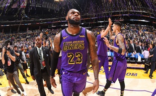 Lebron James, un peu plus dans l'histoire de la NBA.
