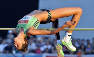 L'athlète croate Blanka Vlasic, double championne du monde de la hauteur, a déclaré mardi que sa participation aux jeux Olympiques de Londres (27 juillet - 12 août) était incertaine en raison d'une blessure récurrente au pied gauche.