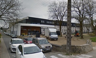 Une passerelle s'est effondrée dans le collège privé Saint-Joseph, à Landivisiau le 6 mars 2020.