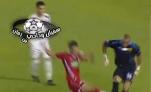 Le gardien du FAR de Rabat s'est une nouvelle fois illustré de triste manière lors du match face au KAC de Kénitra le 25 septembre 2010