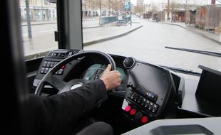 Illustration d'un chauffeur de bus.