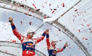 Les deux pilotes officiels Citroën, Sébastien Loeb et Mikko Hirvonen, vont surtout chercher à s'amuser de jeudi à dimanche au rallye de Sardaigne, 12e et avant-dernière manche de la saison 2012, alors que Ford, une fois de plus, va tout faire pour tenter de gagner juste après l'annonce de son retrait fin 2012.