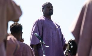 Le rappeur Kanye West lors de son service de Pâques à Coachella en 2019