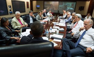 Barack Obama et ses principaux conseillers sur la sécurité, rassemblés dans la «Situation Room».