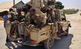 Le gouvernement de transition somalien (TFG) a affirmé samedi avoir consolidé ses nouvelles prises à Mogadiscio, au lendemain d'une offensive pour repousser encore davantage de la capitale les insurgés islamistes shebab, qui promettent, eux, de nouveaux combats.