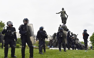 Les forces de l'ordre chargées du maintien de l'ordre le 26 mai dernier à Paris.