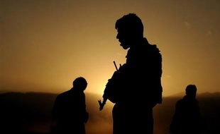 Les forces américaines et les autorités afghanes ont annoncé vendredi la mort de 50 personnes en 24 heures dans différentes régions d'Afghanistan, tuées lors de combats parmi les plus meurtriers depuis le début de l'année dans ce pays.