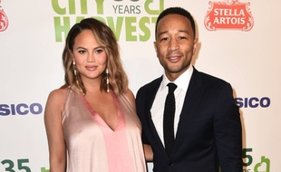 Les époux Chrissy Teigen et John Legend