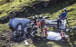 Trois personnes ont été tuées dans l'accident d'un avion de tourisme survenu le 20 août 2017 dans une zone montagneuse du sud de la Suisse.