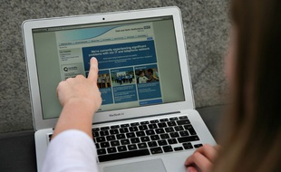 Le 12 mai, les serveurs des hôpitaux publics britanniques ont été attaqués par un virus, provoquant une belle pagaille dans les établissements de santé.