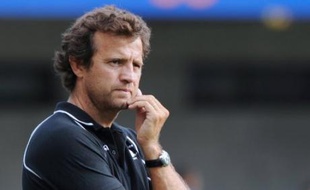 L'ERC, organisateur des Coupes d'Europe de rugby, a indiqué jeudi avoir déposé une plainte envers Montpellier, accusé de ne pas avoir inscrit ses internationaux Fulgence Ouedraogo, François Trinh-Duc et Julien Tomas sur la liste des joueurs engagés dans le Challenge européen.