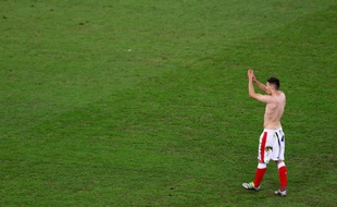 Un joueur suisse sur la pelouse du stade Pierre Mauroy