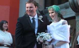 Andrew Porters et Caroline Ritter se sont mariés devant le TCL Chinese theatre de Los Angeles.
