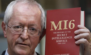 L'historien Keith Jeffery présente son ouvrage "MI6", écrit à partir de 40 années d'archives