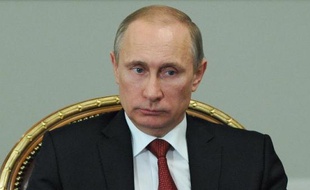 Le président Vladimir Poutine le 7 avril 2014 dans sa résidence Novo-Ogaryovo près de Moscou