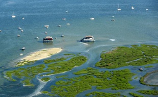 Une aire marine dans le Bassin d'Arcachon près de Bordeaux, le 26 juillet 2013