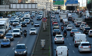 Des embouteillages sur le périphérique parisien (photo d'illustration)
