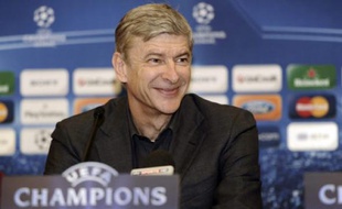 Arsène Wenger lors de la conférence de presse en marge du
huitième de finale aller face au FC Porto, le 16/02/2010