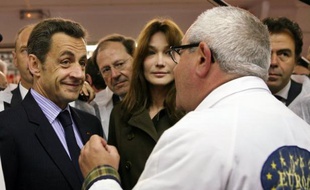 Nicolas Sarkozy se rend ce mardi à 6H00 au marché d'intérêt national de Rungis pour y rencontrer des grossistes et des commerçants qui s'y approvisionnent chaque jour.
