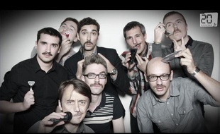 Capture d'écran de la vidéo en time-lapse de Movember à la rédaction de 20 Minutes.