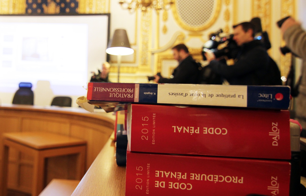 Distribution De L'homme De La Loi Rennes: Un homme vole un Code pénal «pour mieux connaître la loi»