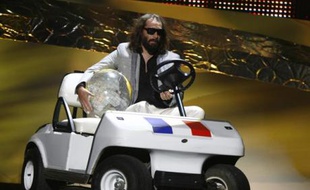 Sébastien Tellier, le candidat français à l'Eurovision, le 24 mai 2008. Pour savoir ce qui s'est passé, cliquez ici