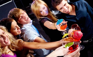 Illustration d'une fête entre amis.