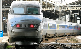Le TGV pointera son nez à Matabiau avant 2030, selon le gouvernement.