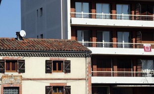 Les professionnels de l'immobilier se réjouissent que la question du logement soit enfin devenue, après le discours de François Hollande dimanche, un des thèmes majeurs de la campagne présidentielle de 2012.