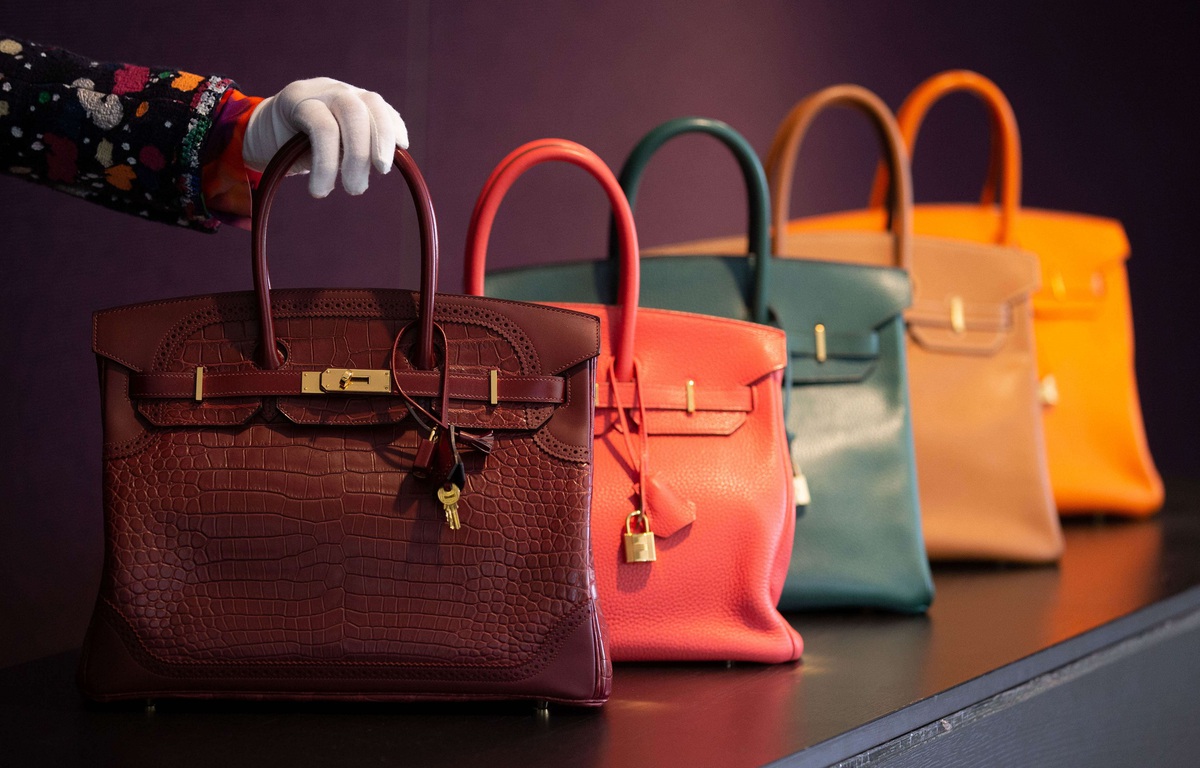 Hermès : Le groupe de luxe attaque un artiste qui vend des NFT