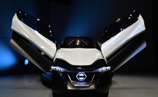 Le constructeur japonais Nissan va présenter un prototype de voiture électrique sportive au salon de l'automobile de Tokyo à la fin du mois, modèle qui pourrait servir de base à un prochain véhicule commercialisable.