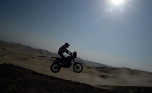 Le Néerlandais Frans Verhoeven (Yamaha) a remporté jeudi la 12e étape du Dakar-2013 longue de 715 km, dont une spéciale de 319 km, entre Fiambala en Argentine et Copiapo, au terme de laquelle le Français Cyril Despres (KTM) a conservé la tête du classement général.