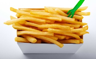 Illustration d'une barquette de frites.