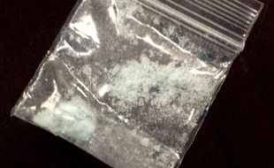 Un sachet de méthamphétamine. Illustration.