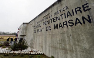 Entrée du centre pénitentiaire de Mont-de-Marsan, le 26 février 2015.