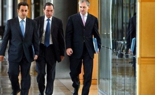 L'ancien conseiller du président Sarkozy François Pérol doit s'expliquer mercredi devant les députés sur les conditions de sa nomination contestée à la tête du groupe Caisse d'Epargne/Banque Populaire mais aussi sur sa stratégie pour mener à bien cette fusion.