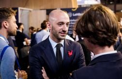 Les regrets de Paris après la hausse de 15 % des droits de douane américain…