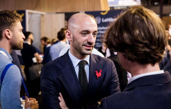 Les regrets de Paris après la hausse de 15 % des droits de douane américains