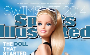 La poupée de Mattel, qui fête ces 55 ans cette année, s'affiche sur cette fausse une du traditionnel numéro spécial maillots du magazine Sports Illustrated.
