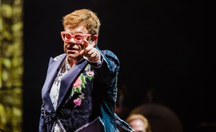 Elton John lors d'un concert à Vérone (Italie) en mai 2019.